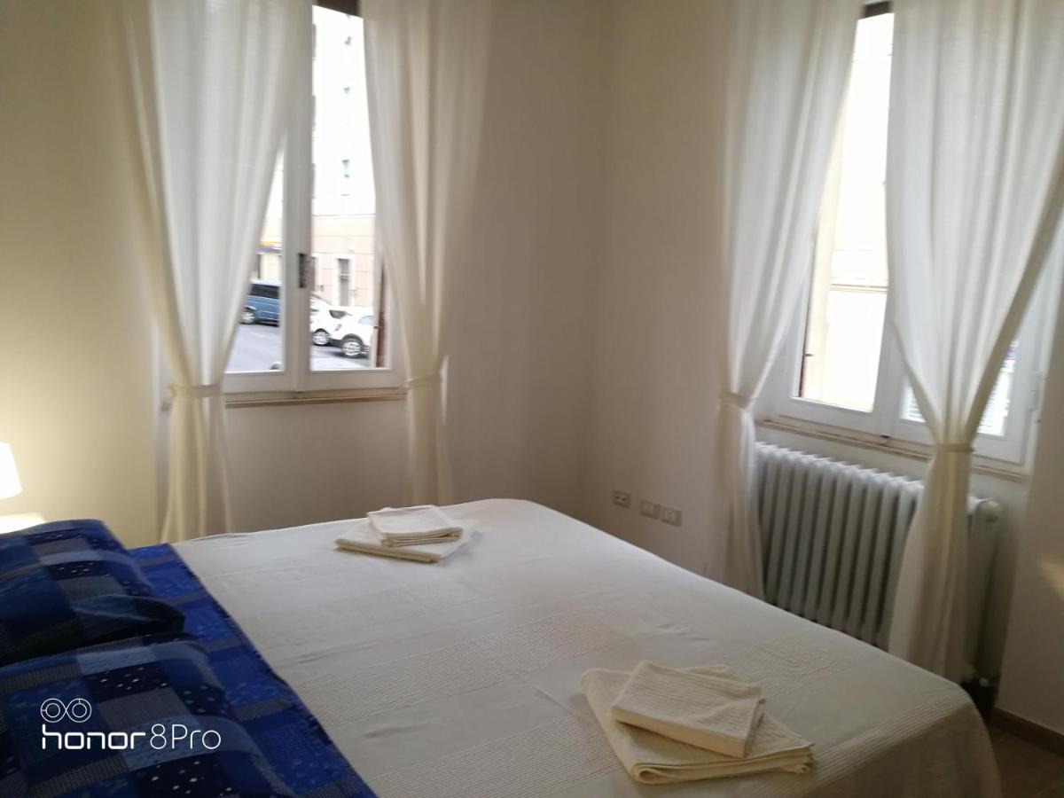 Casa Viorica 2 Otel Ancona Dış mekan fotoğraf