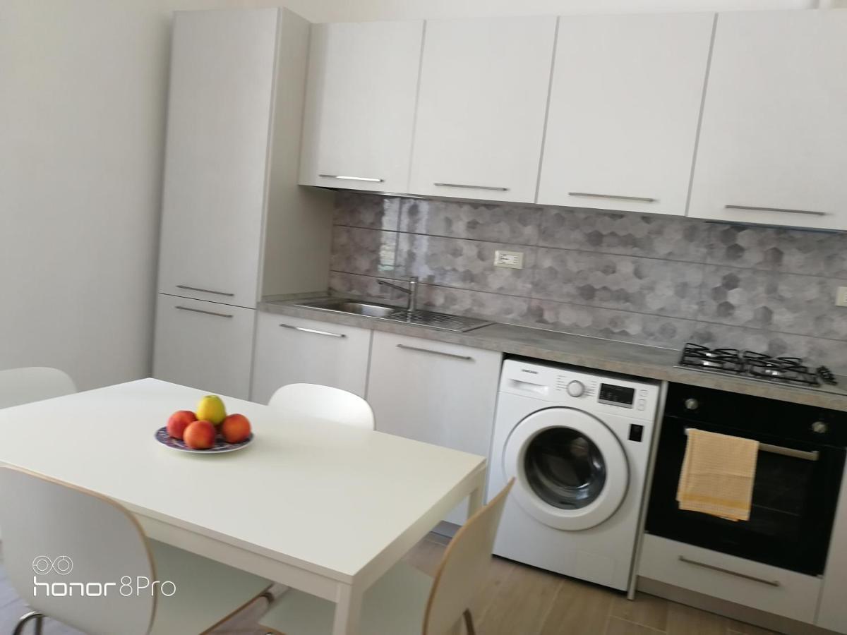 Casa Viorica 2 Otel Ancona Dış mekan fotoğraf