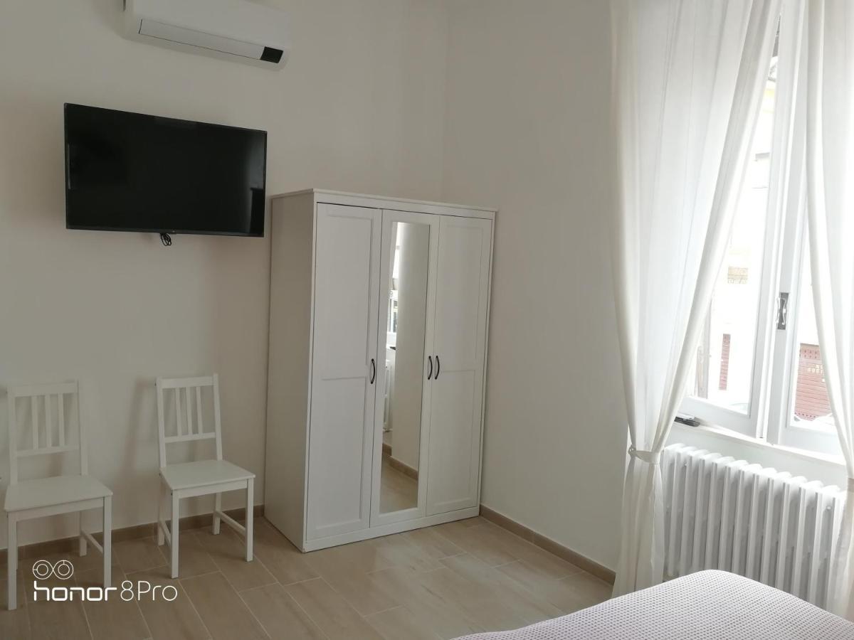 Casa Viorica 2 Otel Ancona Dış mekan fotoğraf